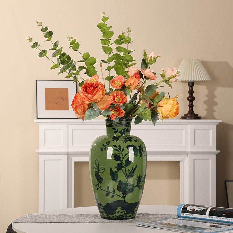 Elegant New Chinese-Style Ceramic Vase